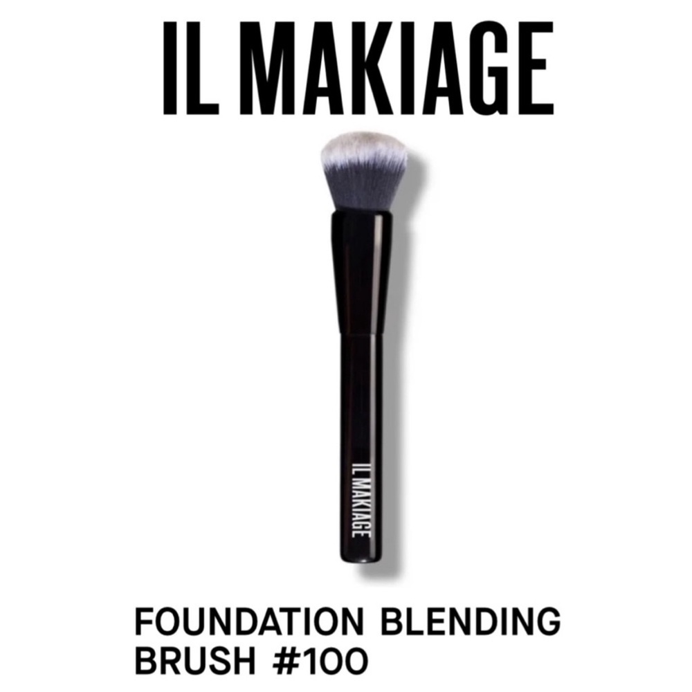 NEW ✨ IL Makiage #100 Foundation Blending Brush